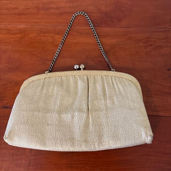 Vintage Gold Evening Clutch with Chain Strap | Kisslock Rhinestone Closure - Picture 8 of 10